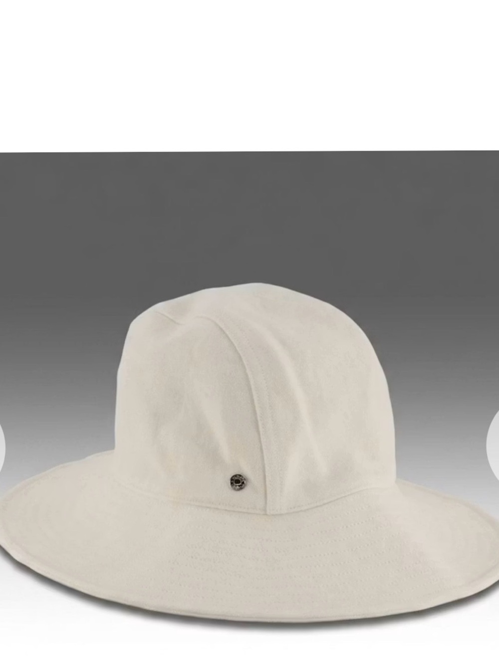 Hermès Cream Hat with Ivory Trim